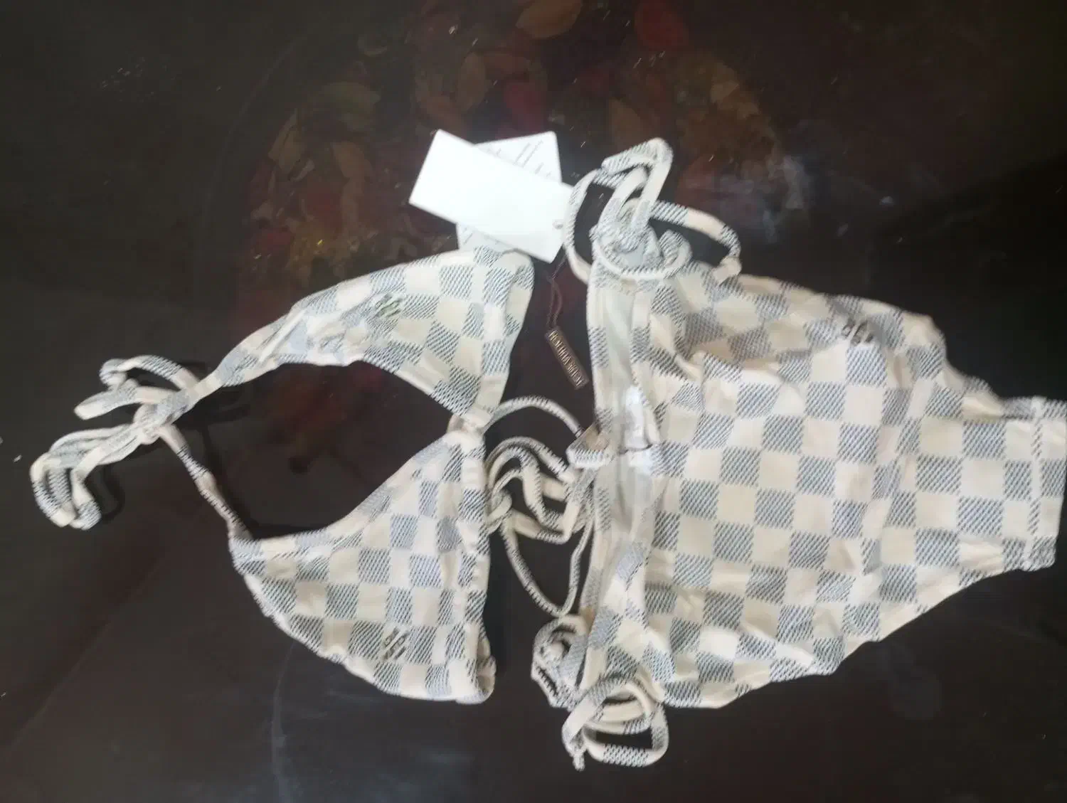 مایو فانتزی|لباس|ریگ, |دیوار