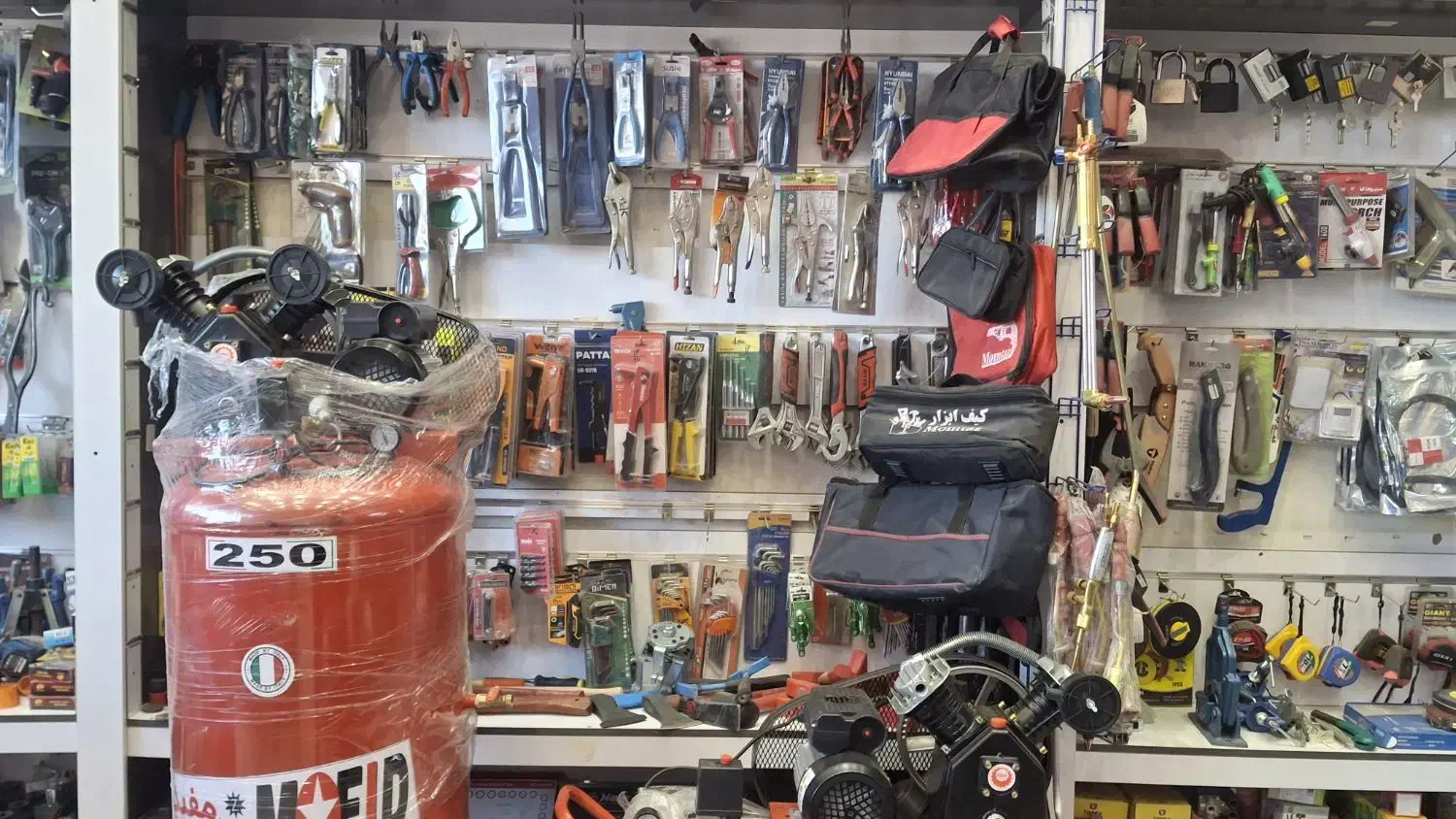 پمپ باد  ۱۰ لیتری تا ۱۰۰۰ لیتری موجوده  ابزار آیتی|ابزارآلات|سبزوار, قلعه‌نو دهزار|دیوار