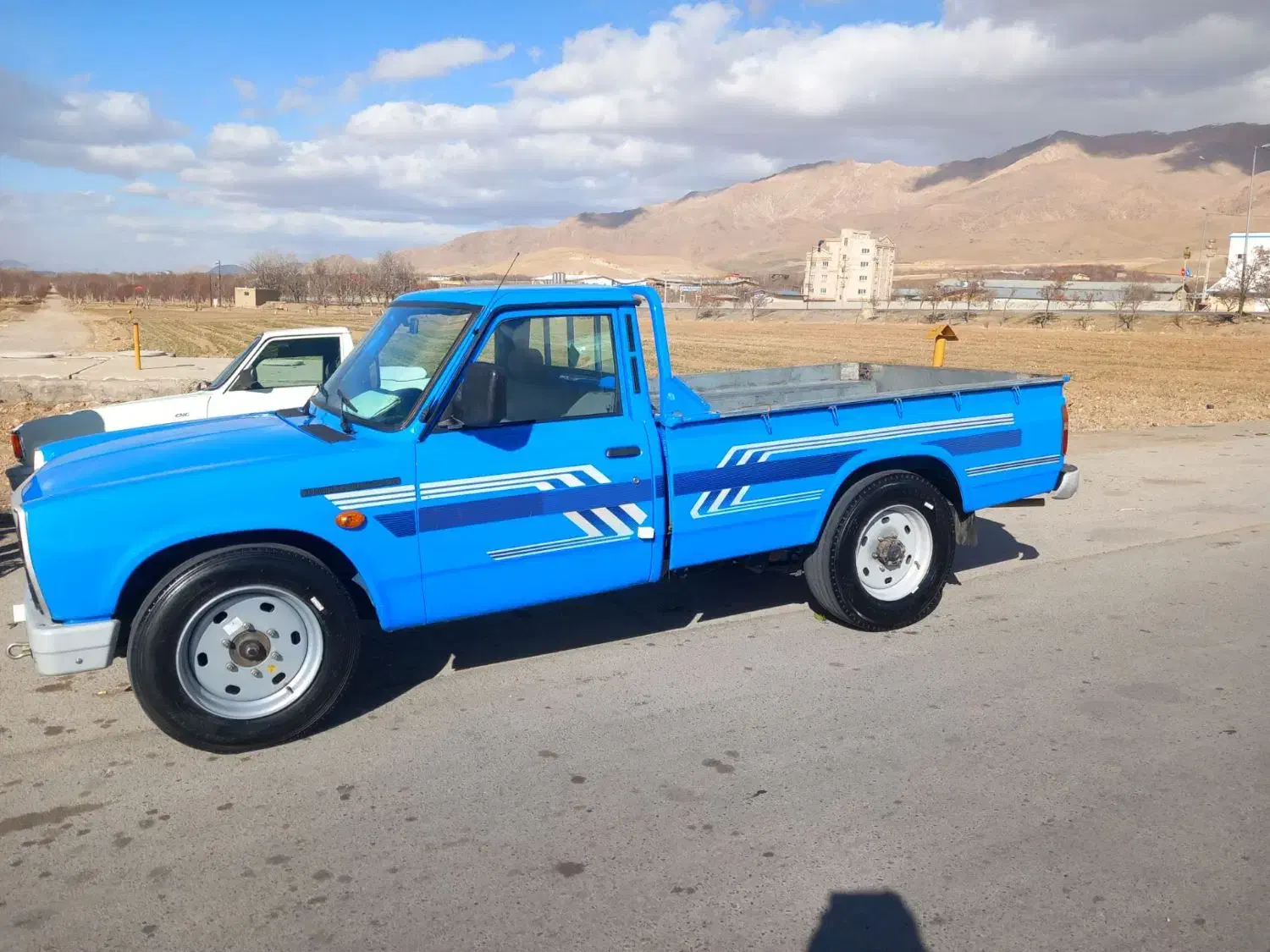 نیسان 402|خودرو سواری و وانت|نهاوند, |دیوار