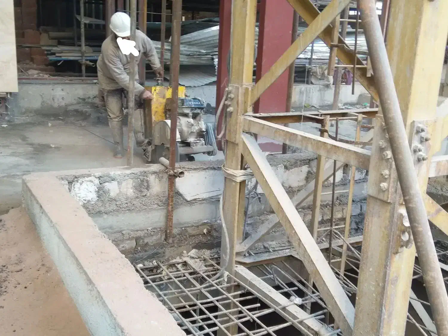 کاتر زنی برش بتن اسفالت بتون مصلح دال داکت ماستیک|خدمات پیشه و مهارت|مشهد, سجاد شهر|دیوار