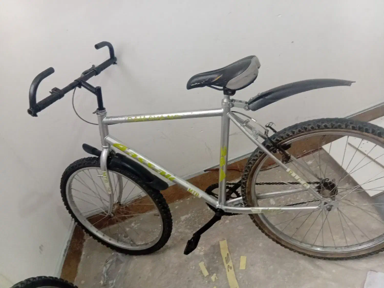 ۲تا چرخ ۲۶ دماوند آماده سوارشدن مشکی ۱۵۰۰|دوچرخه، اسکیت، اسکوتر|تربت جام, کاریز نو سفلی|دیوار