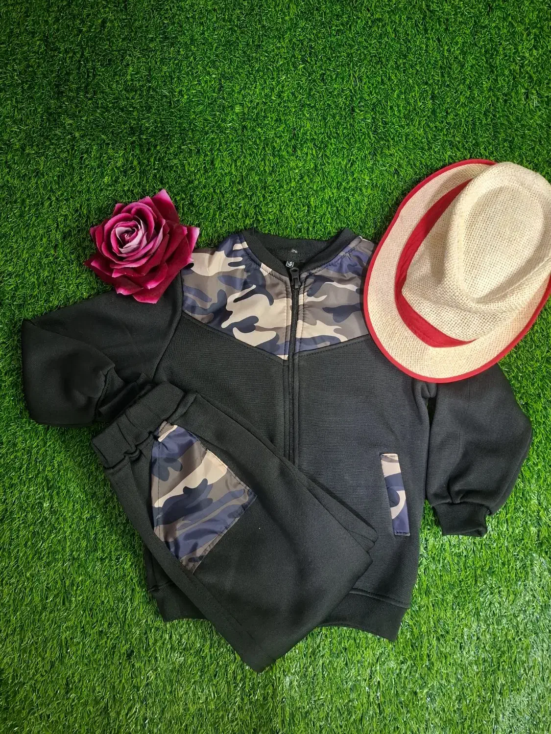 عنواع لباس بچگانه|کفش و لباس بچه|بم, |دیوار