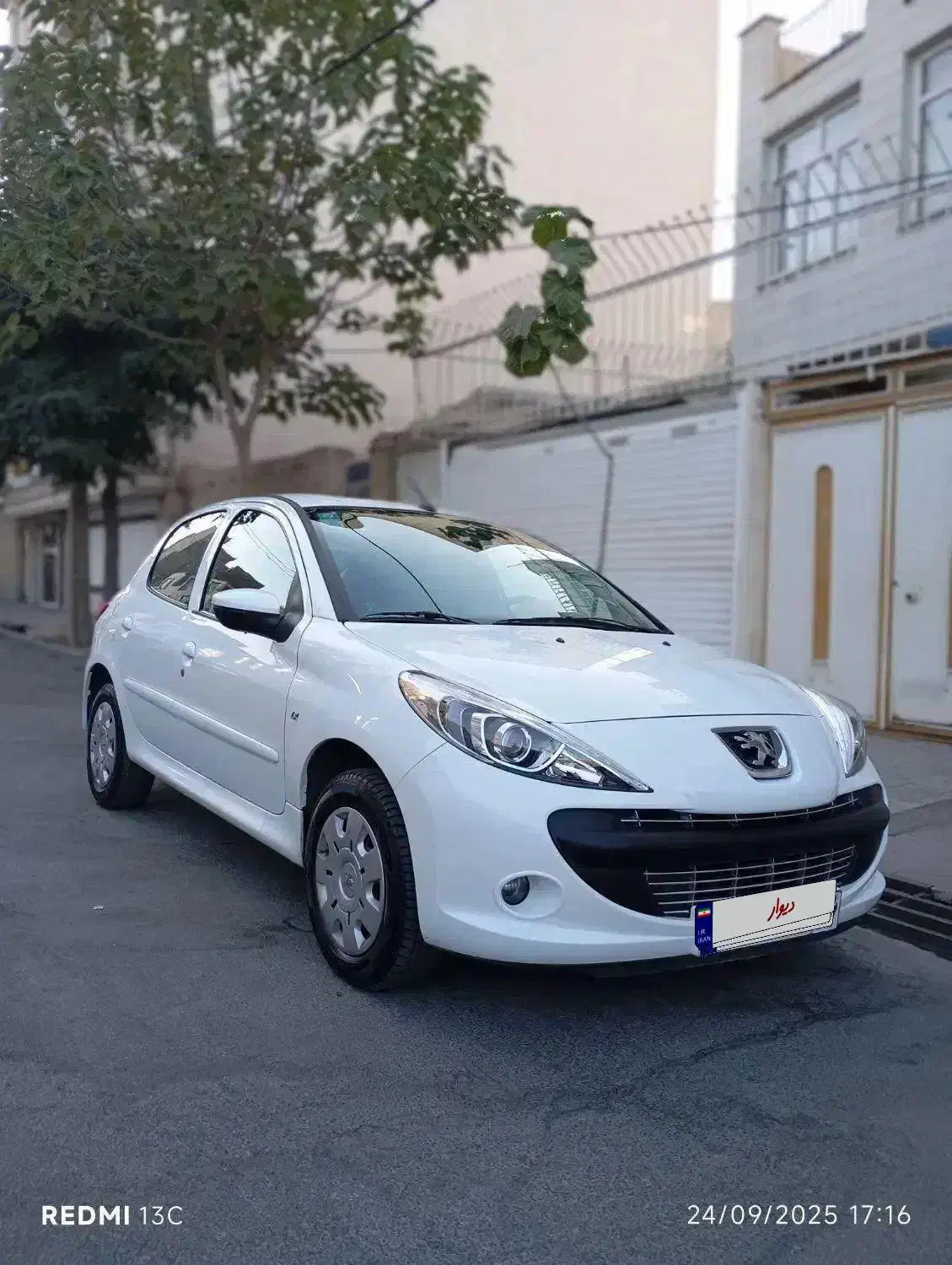 ۲۰۷|خودرو سواری و وانت|اراک, |دیوار