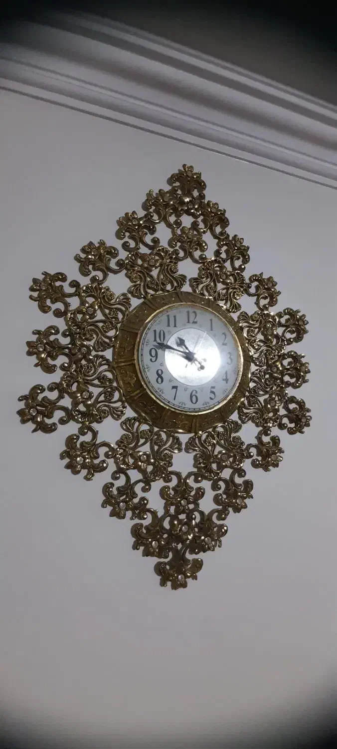 گلدان وساعت برنزی|صنایع دستی و سایر لوازم تزئینی|تهران, سلسبیل جنوبی|دیوار