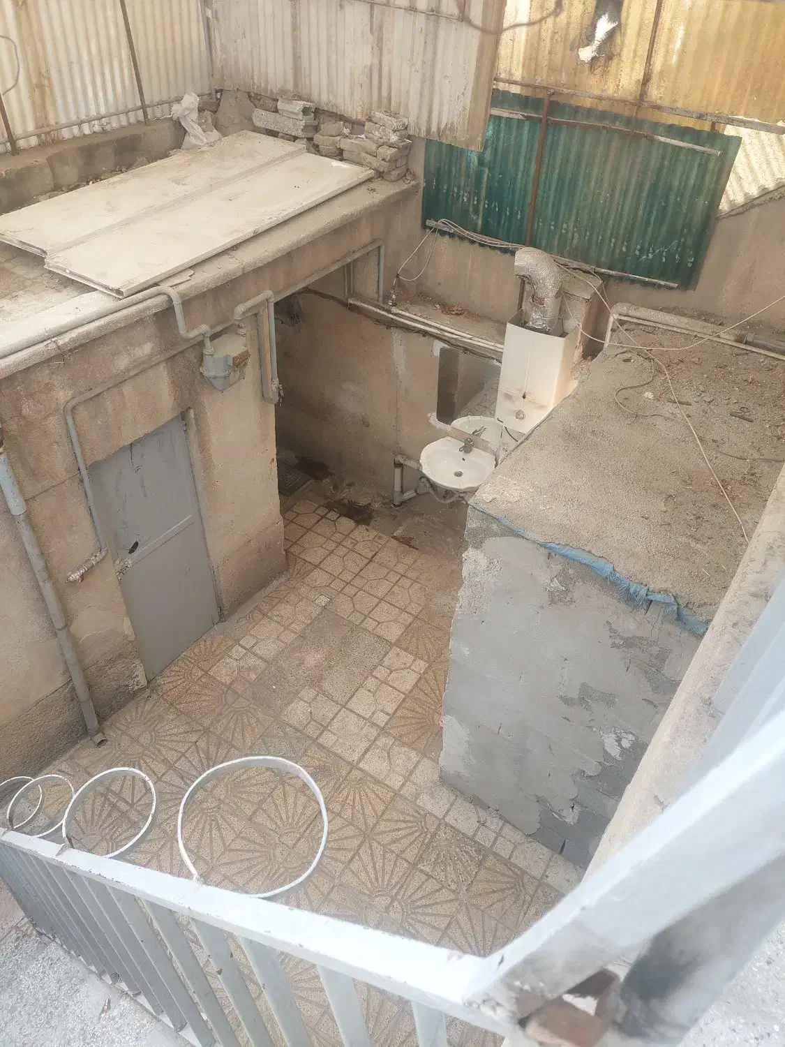 خانه دربستی تخلیه رهن کامل در خ تفرشی