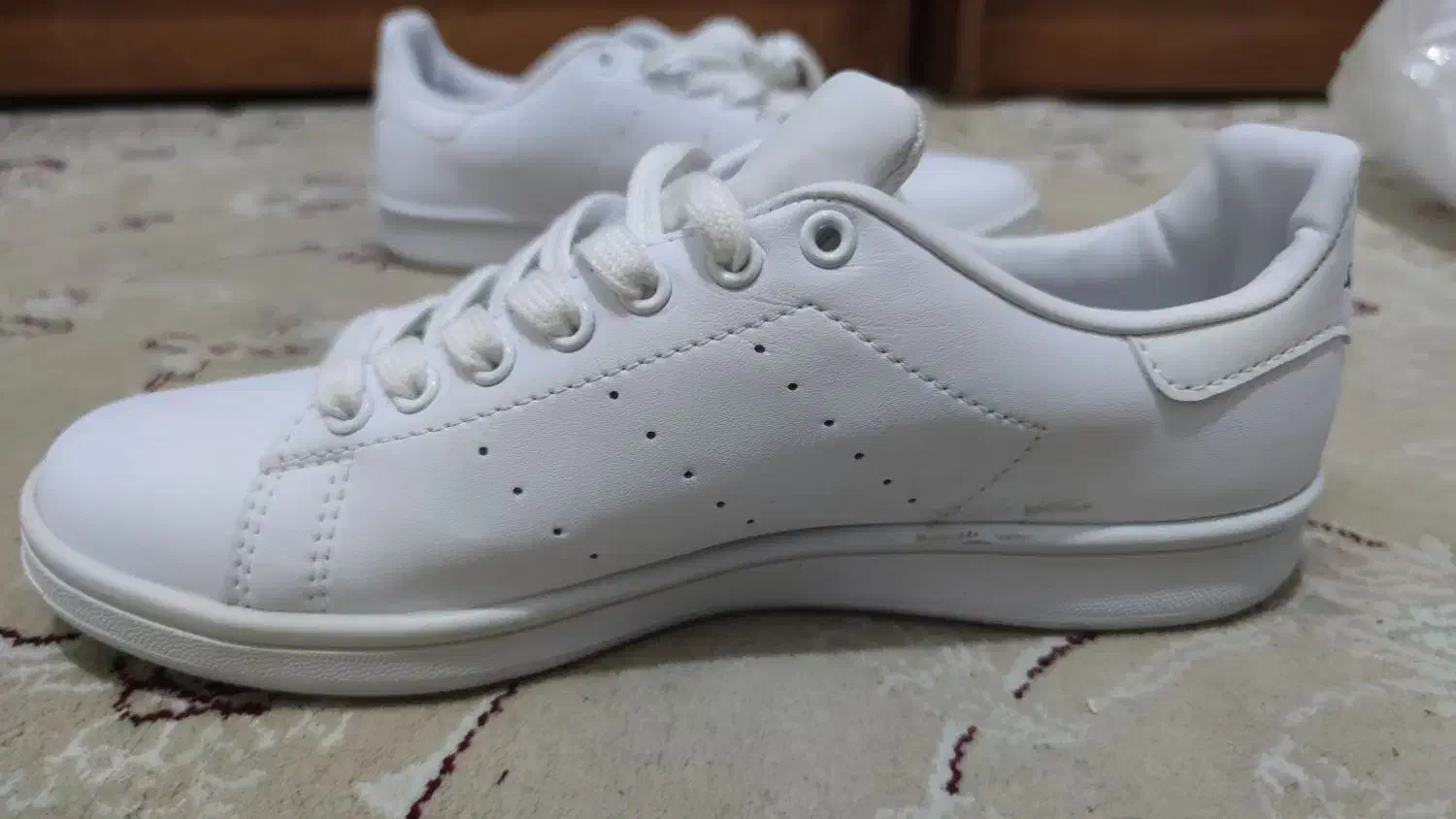 کتونی Adidas Stan smith اصل|کیف، کفش، کمربند|تهران, چیتگر شمالی|دیوار