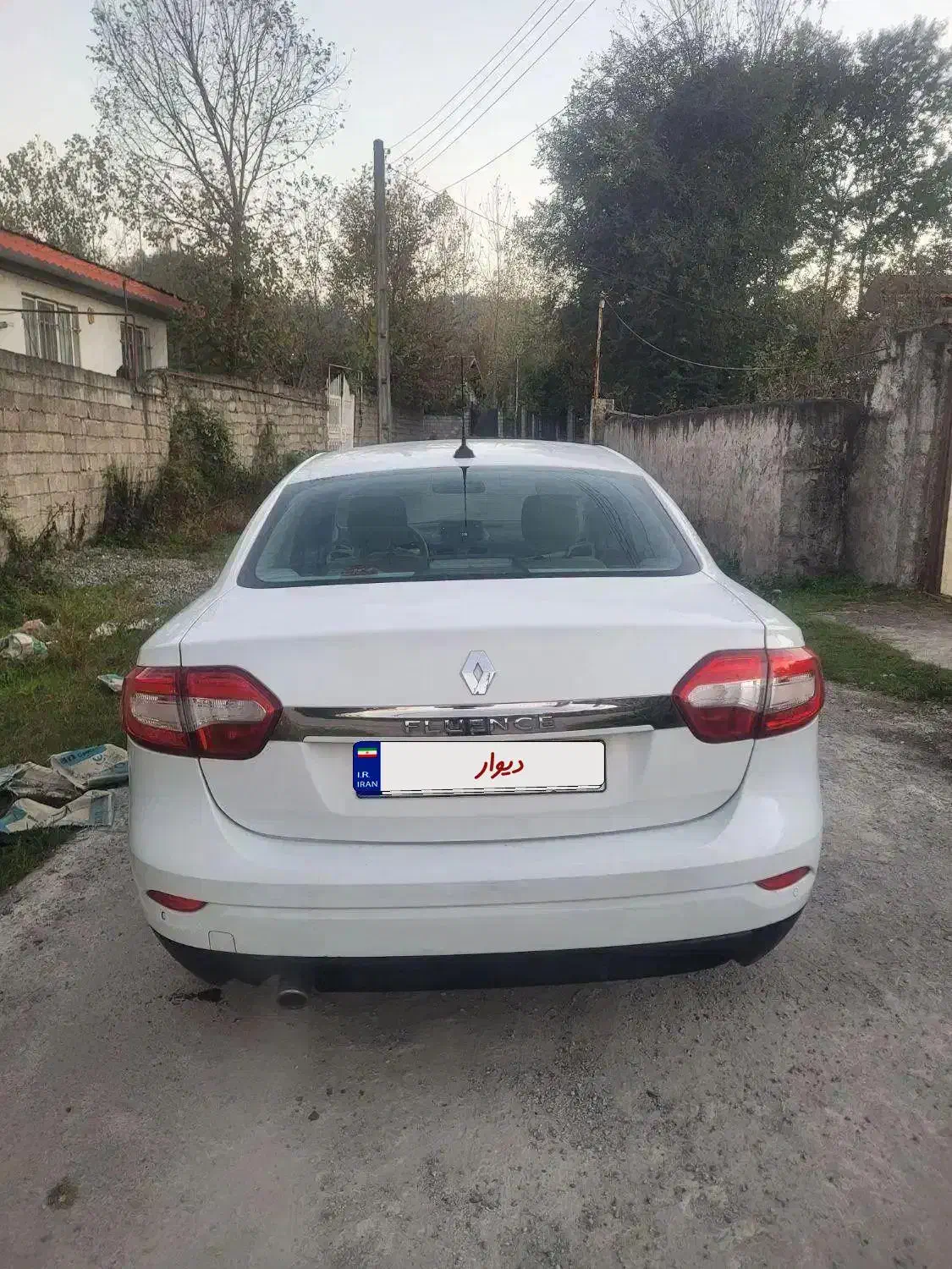 فلوئنس ۲۰۱۷ e4 فول اتومات|خودرو سواری و وانت|رشت, گیل|دیوار