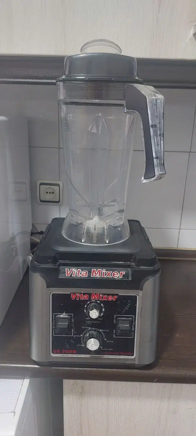 آبمیوه گیری و مخلوط کن صنعتی|آبمیوهگیر و آبمرکباتگیر|تهران, تهرانپارس شرقی|دیوار