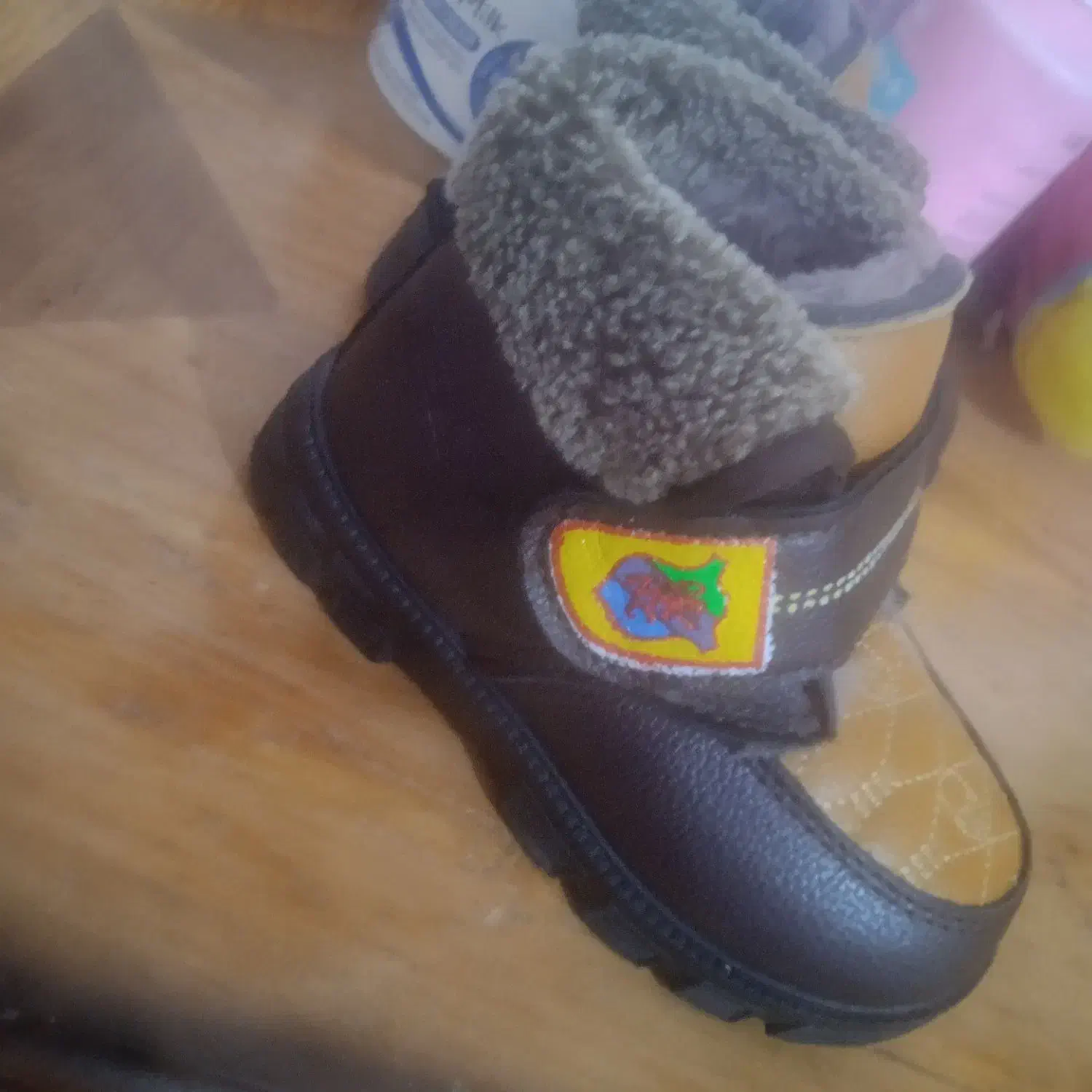 کفش بچهگانه|کفش و لباس بچه|اردبیل, |دیوار