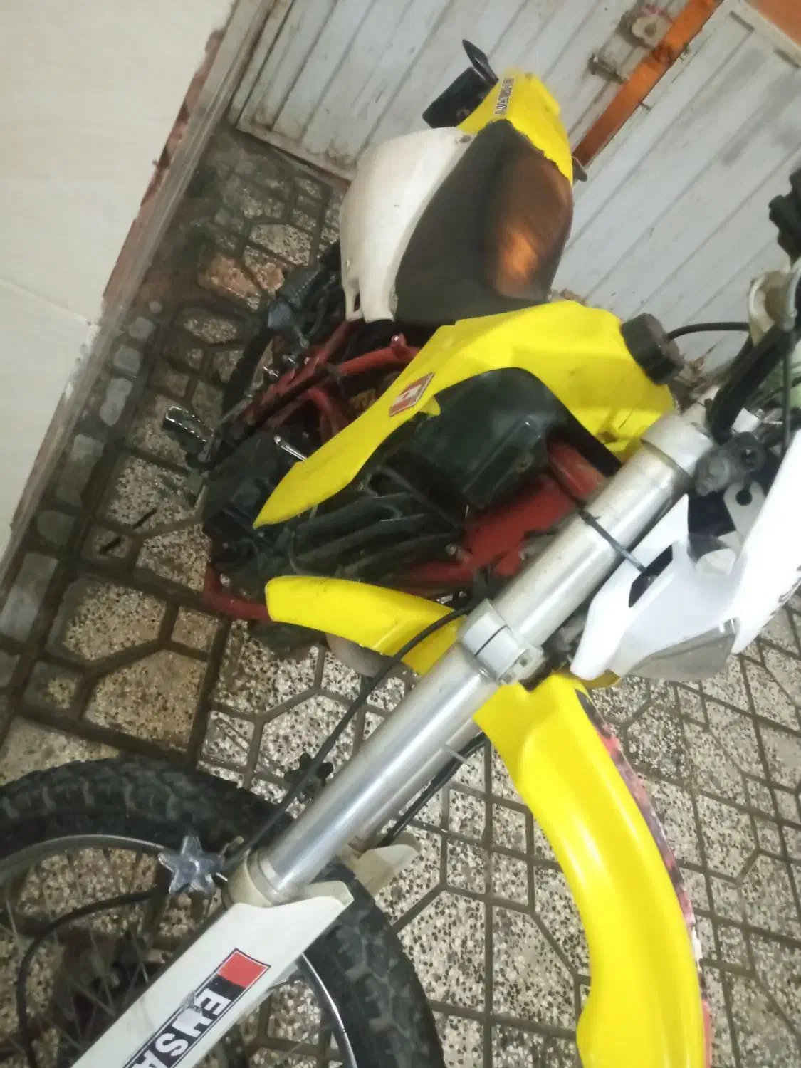 تریل احسان  ۲۰۰ سی سی با هندا معاوضه میشه|موتورسیکلت|گرگان, |دیوار