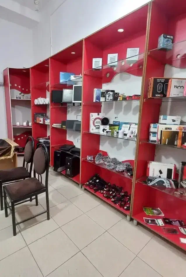 قفسه ام دی اف و ویترین و اسپیلت و صندلی|فروشگاه و مغازه|جهرم, |دیوار