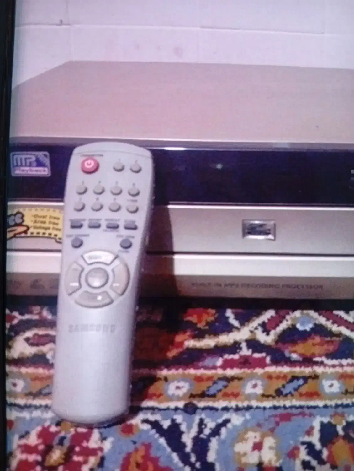 تلویزیون سونی 25 اینچ|تلویزیون و پروژکتور|اندیشه, اندیشه فاز ۱|دیوار