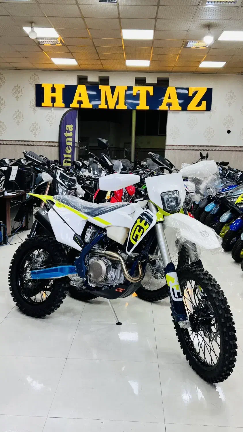 فلات هاسکی|موتورسیکلت|میاندوآب, |دیوار