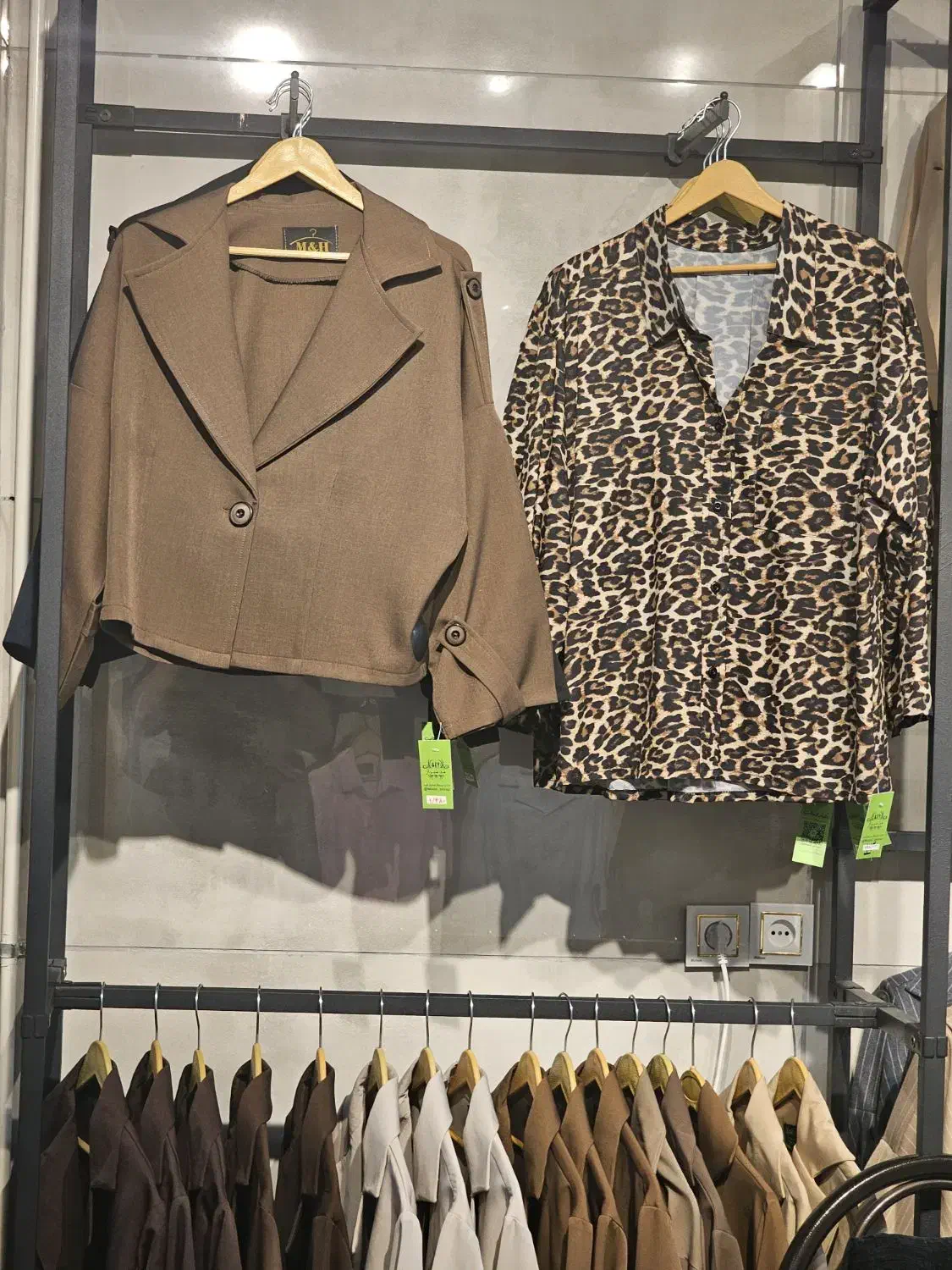 شومیز پلنگی|لباس|شیراز, درکی|دیوار