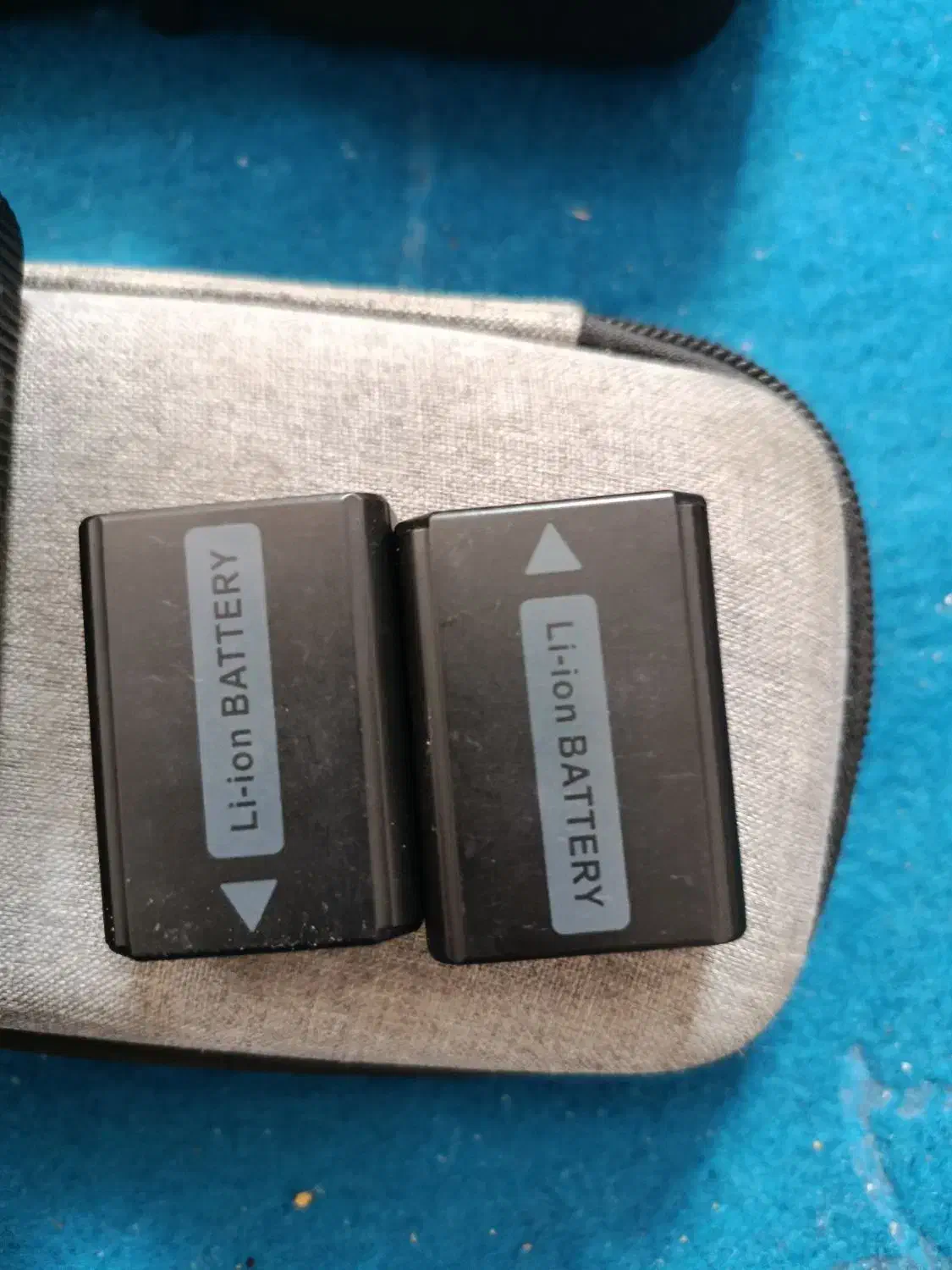 باطری و شارژر fw50 سونی|دوربین عکاسی و فیلمبرداری|کرمان, |دیوار