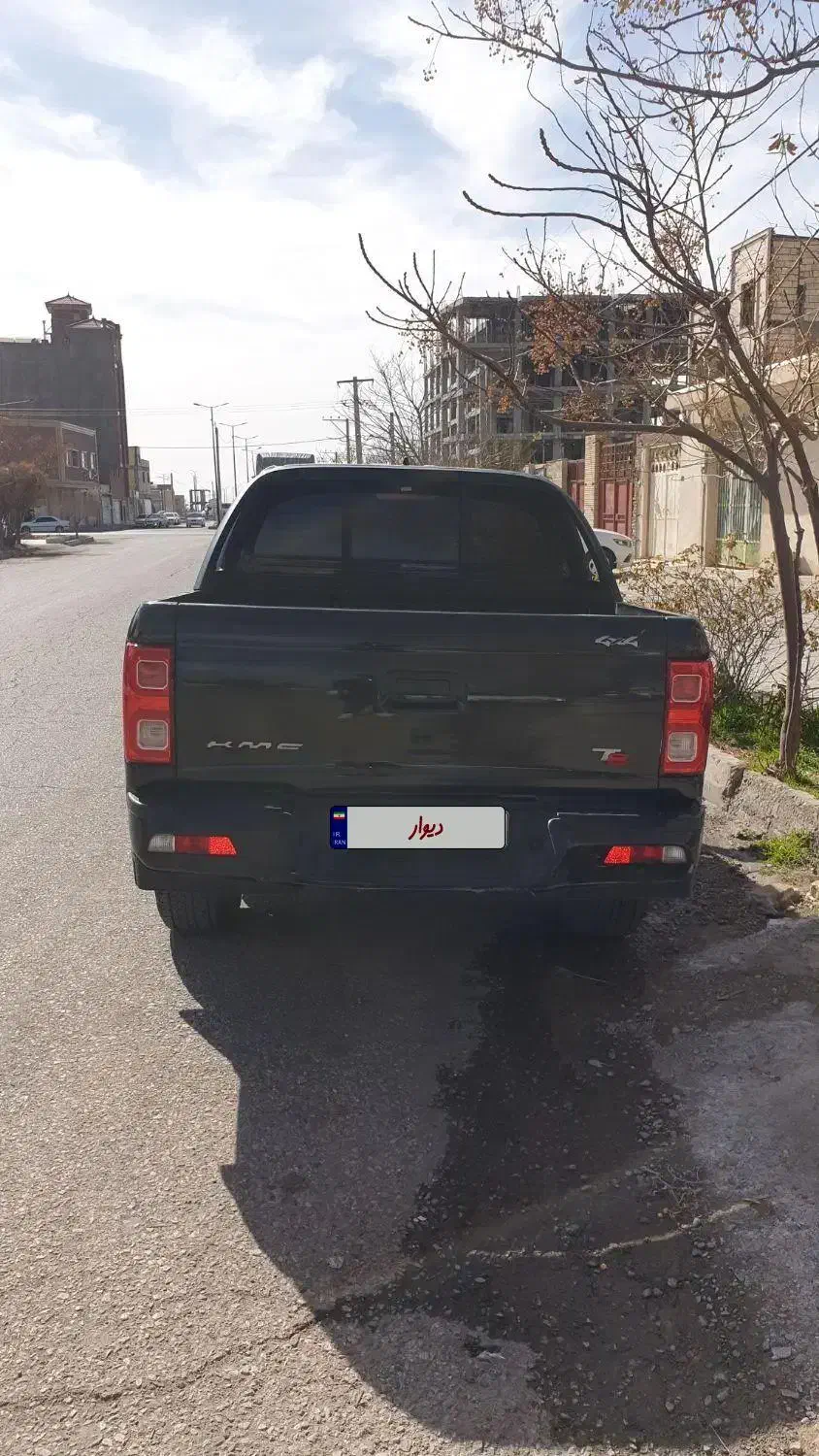 کی ام سی T8|خودرو سواری و وانت|سیرجان, |دیوار