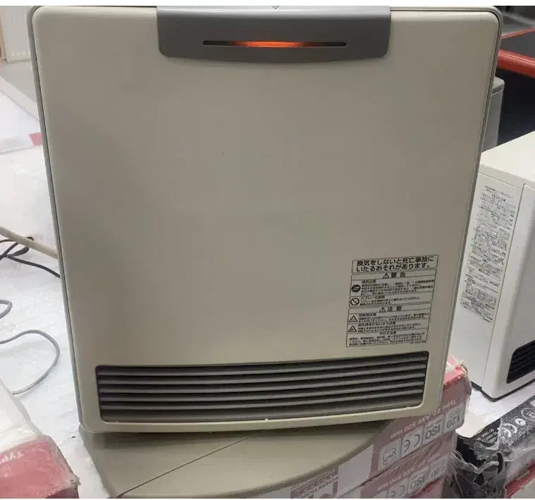 بخاری ژاپنی ۴هزارسخنگو|بخاری، هیتر، شومینه|میبد, |دیوار