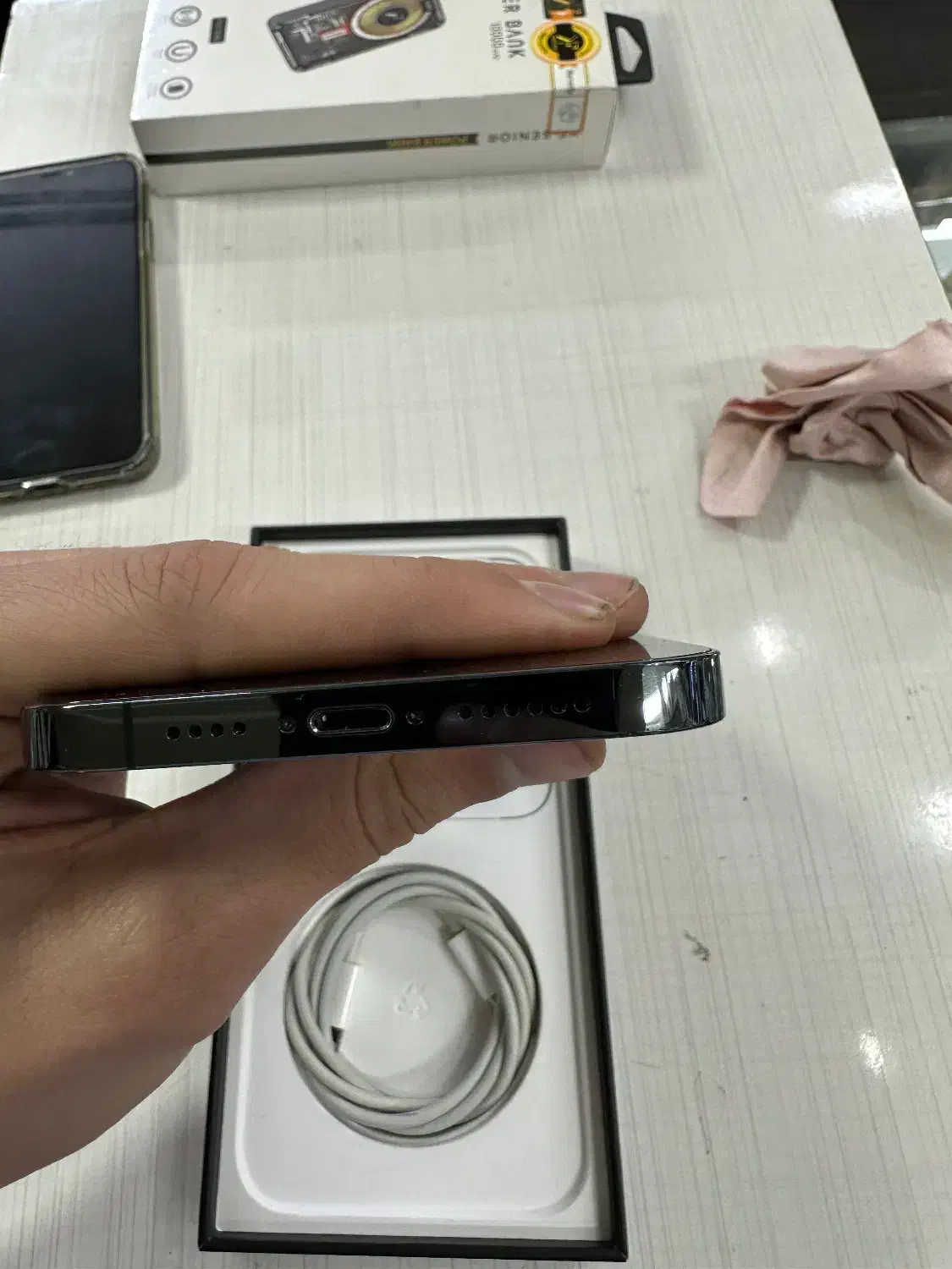 iphone12pro max|موبایل|خوی, |دیوار