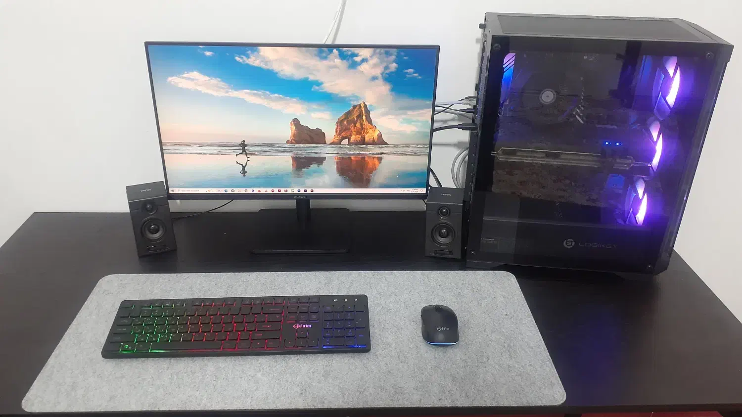 کامپیوتر|رایانه رومیزی|سنقر, |دیوار