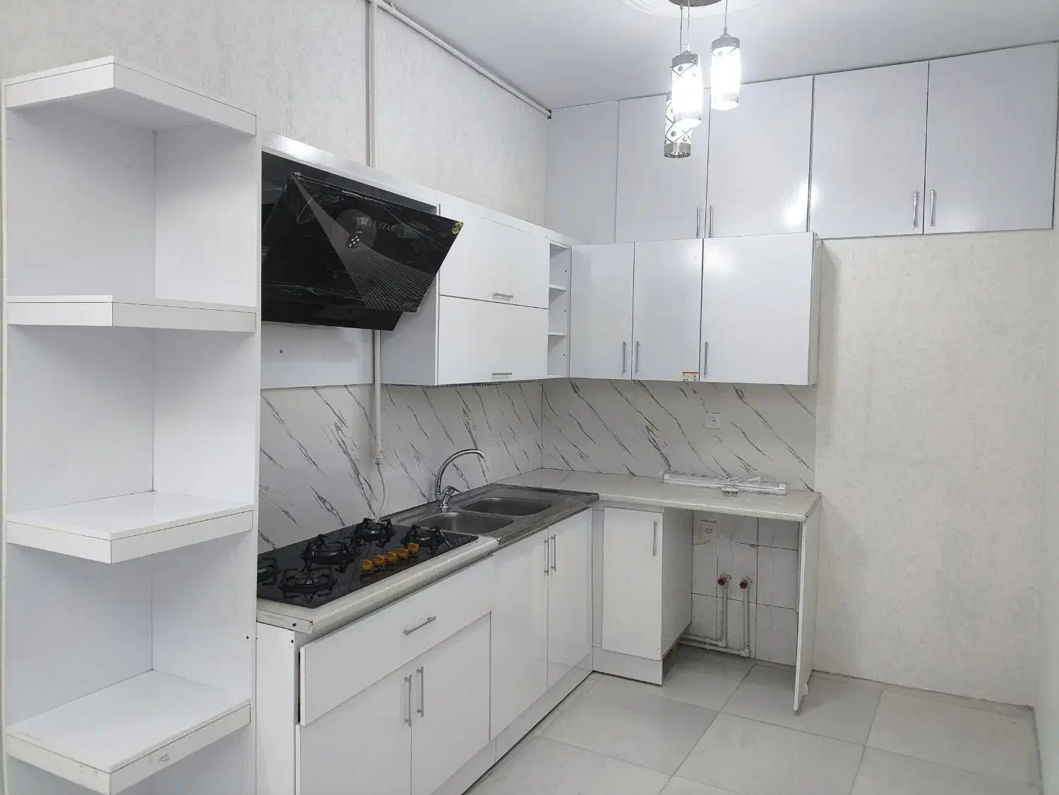 طبقه همکف بعثت ۱۰ مجزا حیاط ماشین رو( املاک فهیم )|اجارهٔ آپارتمان|نیشابور, هفده شهریور|دیوار