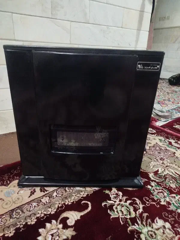 بخاری|بخاری، هیتر، شومینه|قم, نیروگاه|دیوار