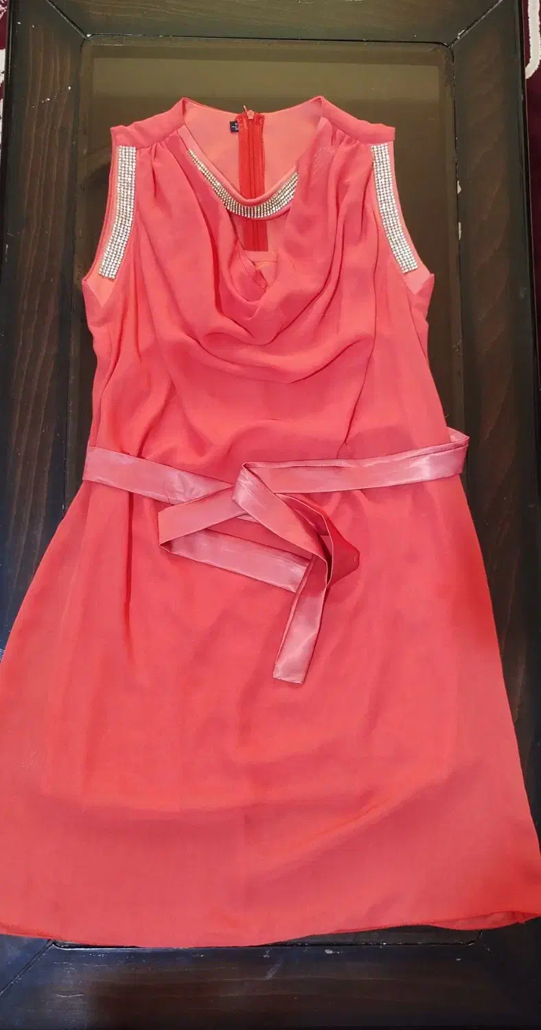 لباس مجلسی|لباس|قزوین, |دیوار