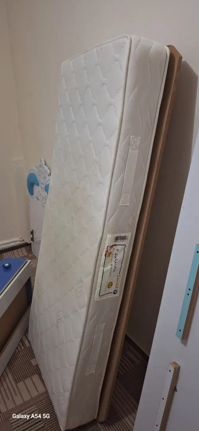 تخت نوجوان|تخت و سرویس خواب|پارس‌آباد, |دیوار