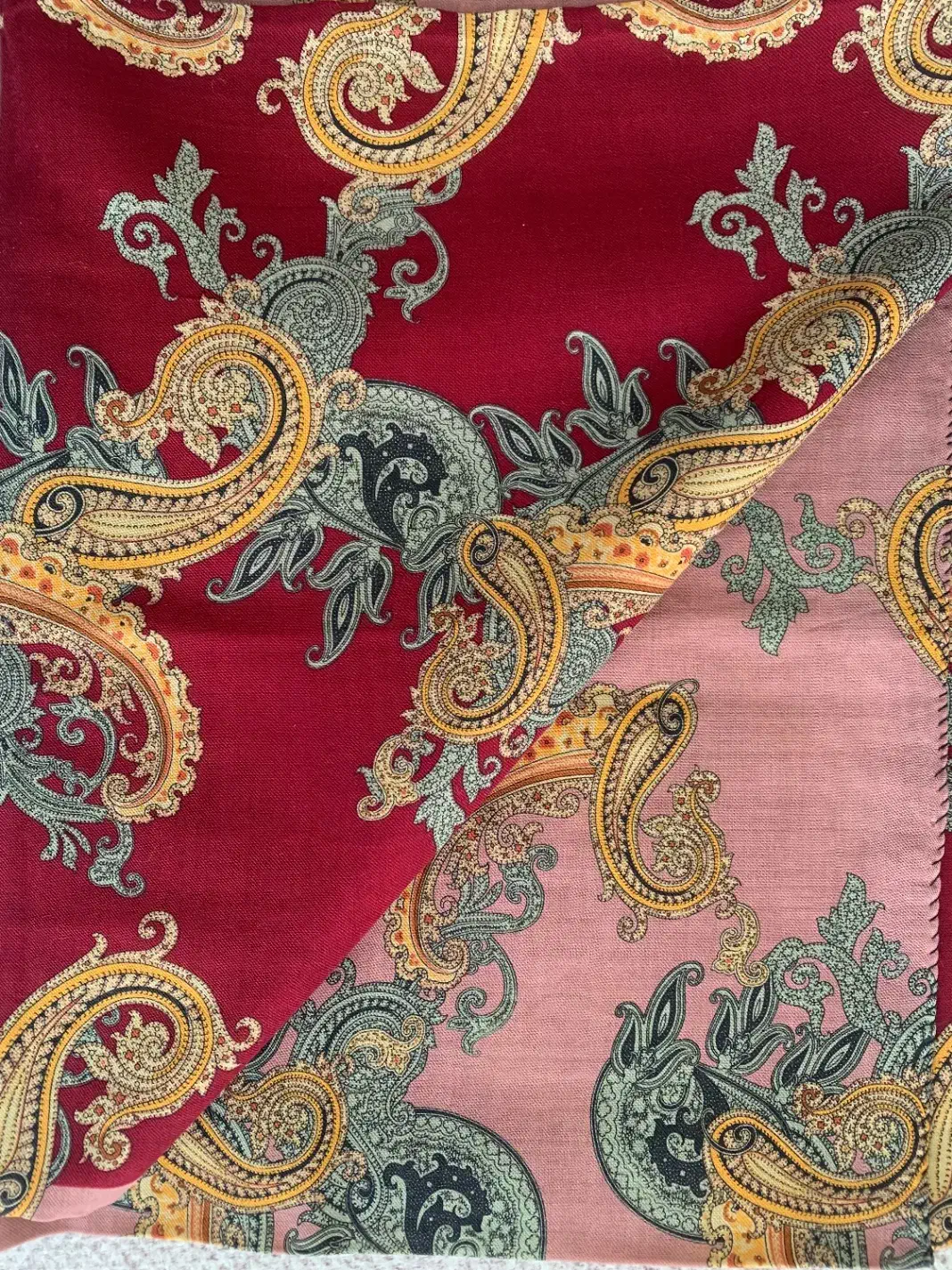 پشتند اصل|لباس|اشنویه, |دیوار