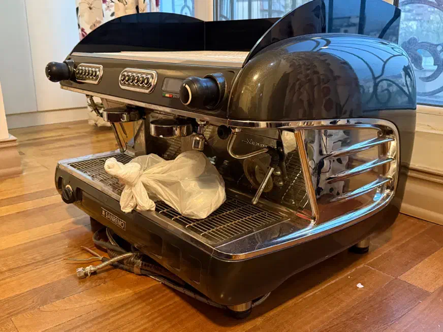 دستگاه اسپرسو، آسیاب قهوه|کافی‌شاپ و رستوران|تهران,  امام زاده قاسم (نیاوران)|دیوار