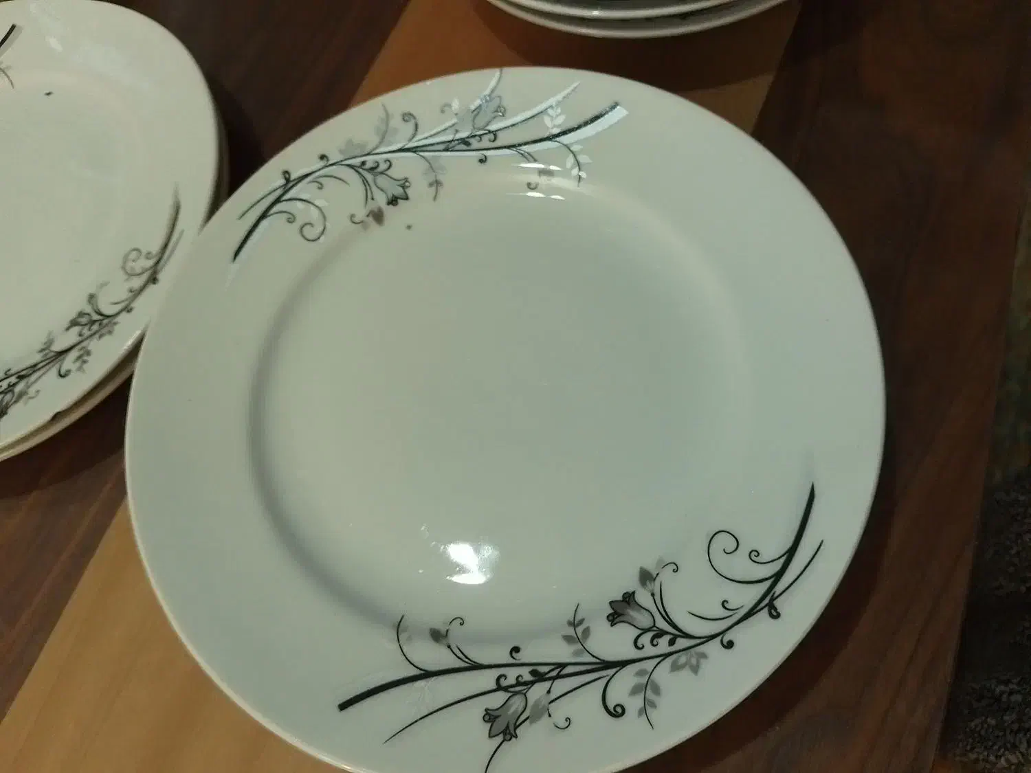 سرویس غذا خوری چینی 24 پارچه|ظروف سرو و پذیرایی|کرمان, |دیوار