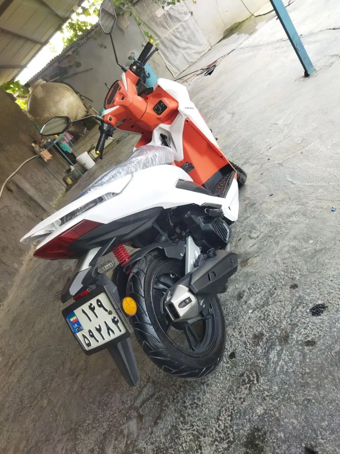 طرح کلیک 150 کویر|موتورسیکلت|ساری, |دیوار