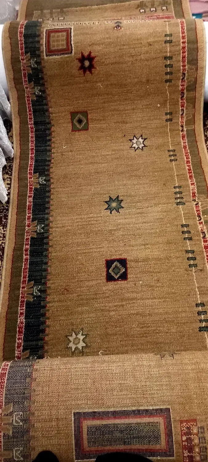 راهرویی قشقایی یک درچهار کرم هشتاد در چهار|فرش|اهواز, بهارستان|دیوار