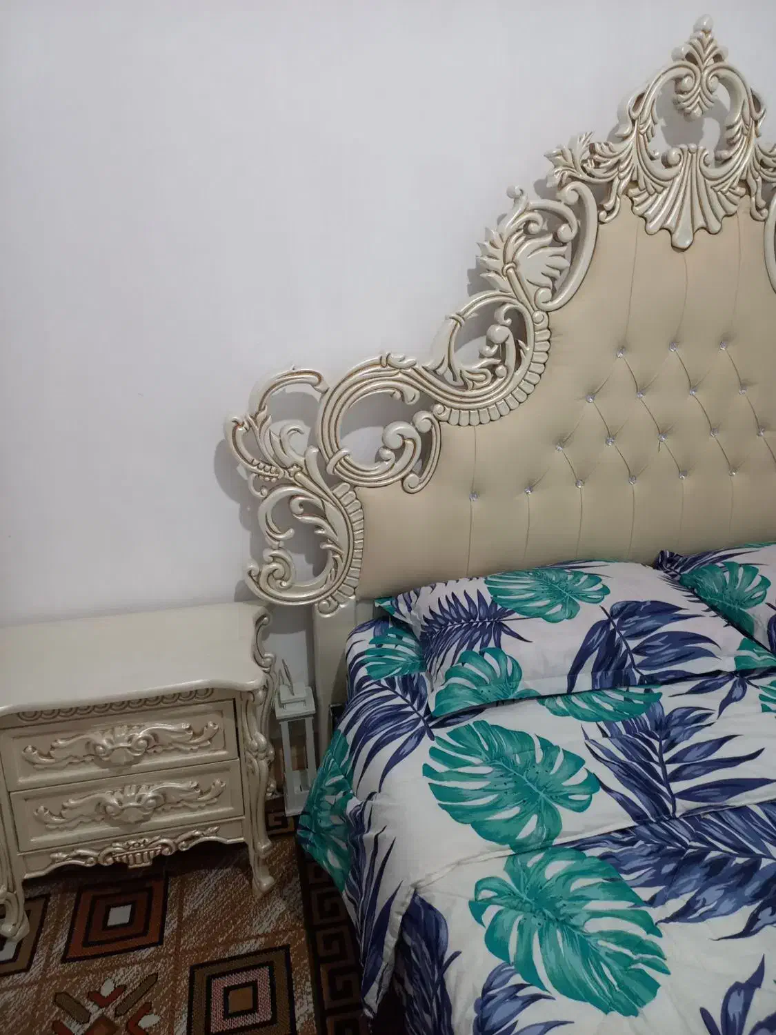 سرویس چوب|تخت و سرویس خواب|تربت جام, جامرود|دیوار