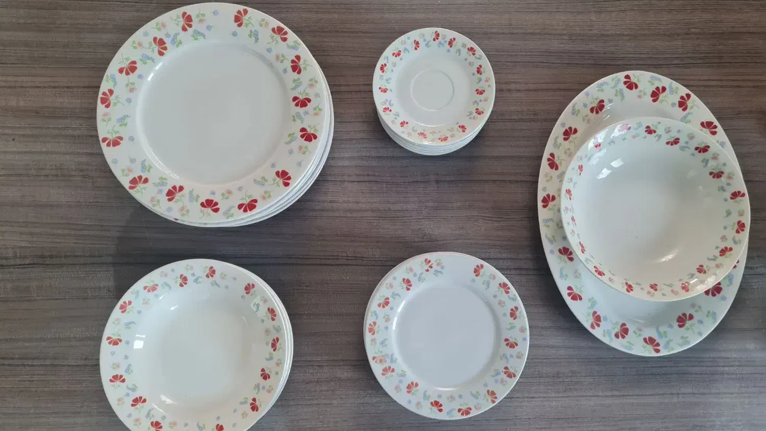 سرویس چینی ۸ نفره ۴۵ پارچه|ظروف سرو و پذیرایی|تهران, چوب تراش|دیوار