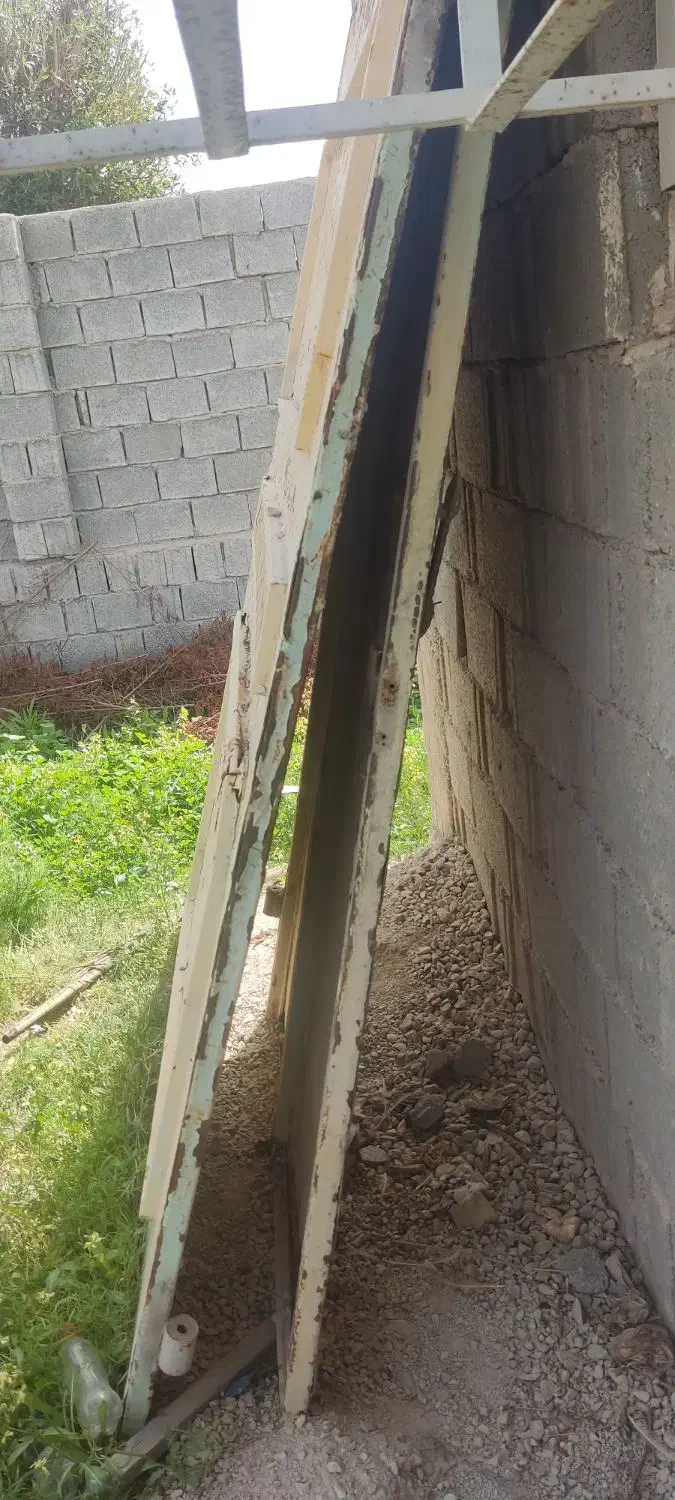 درب حیاط|مصالح و تجهیزات ساختمان|چغادک, |دیوار