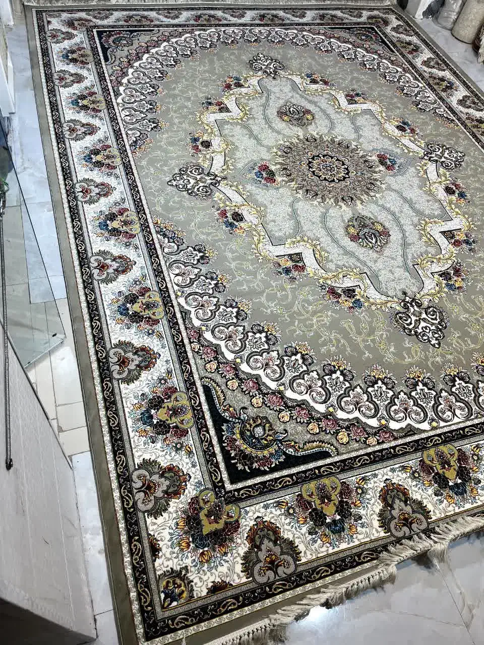 فروش ویژه فرش ۹متری اقساطی بدون پیش پرداخت|فرش|قم, نیروگاه|دیوار