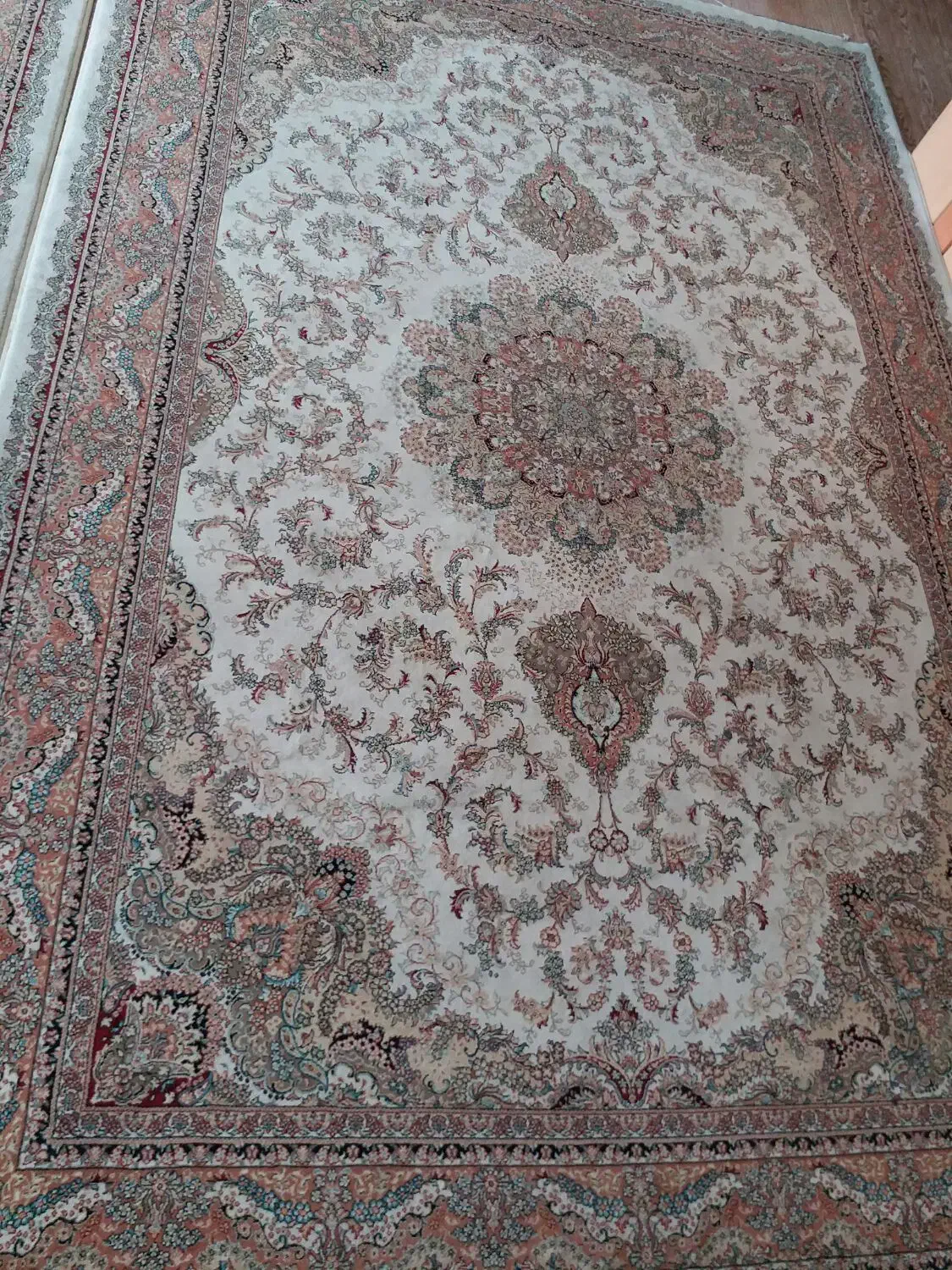 جفت ۶متری ۷۰۰ شانه|فرش|تبریز, |دیوار