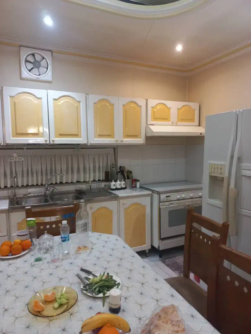 کابینت سینک شیر سالم در کنارش همراه سنگ روش|مصالح و تجهیزات ساختمان|آمل, |دیوار