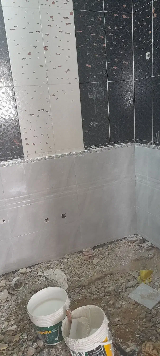 بنای کاشی وسرامیک کار حرفه ای|خدمات پیشه و مهارت|شیراز, کاراندیش|دیوار