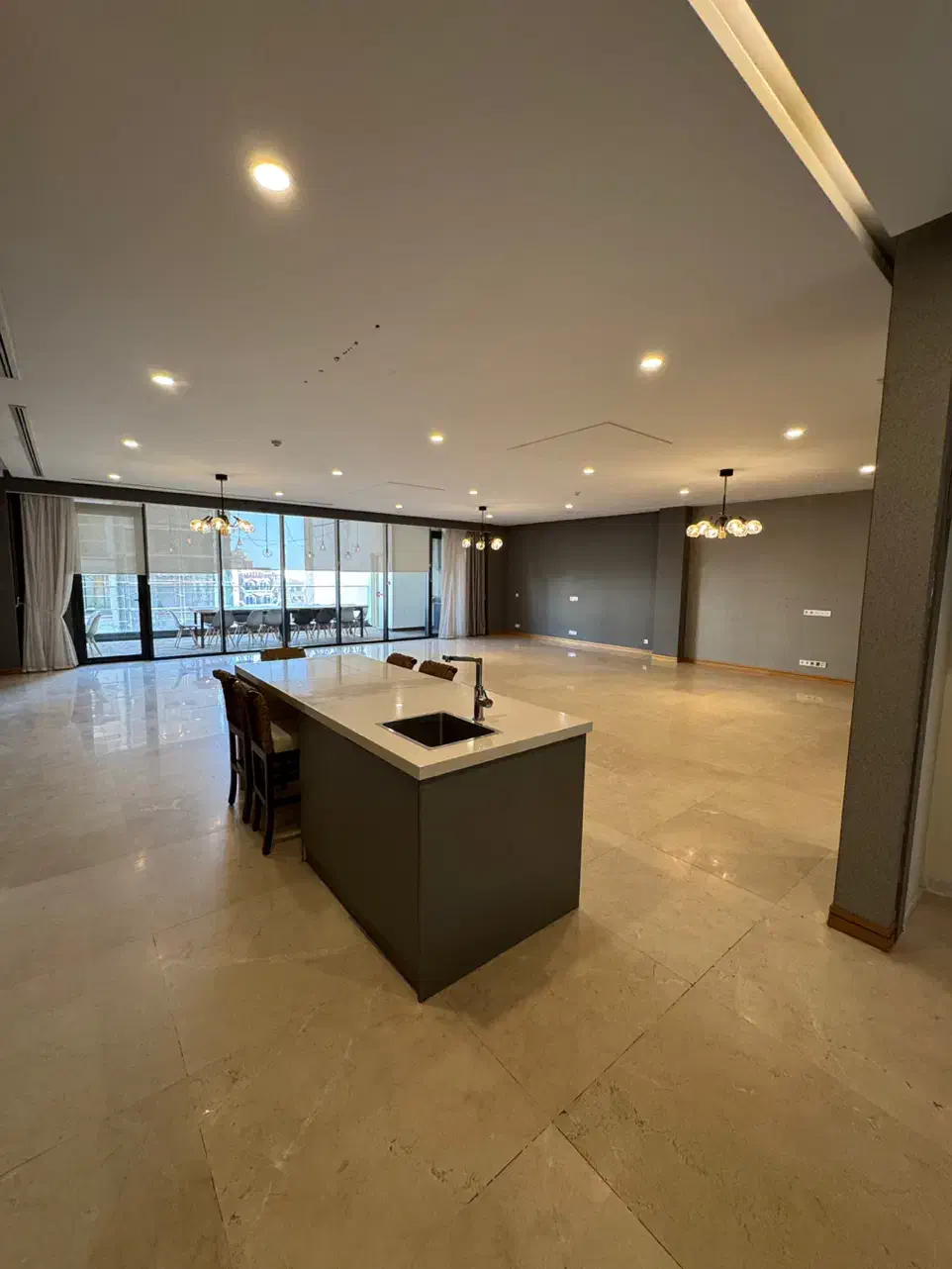 ۳۰۵مترنوساز۳خواب مستر ولنجک/مشاعات آبی/۳۰متر بالکن