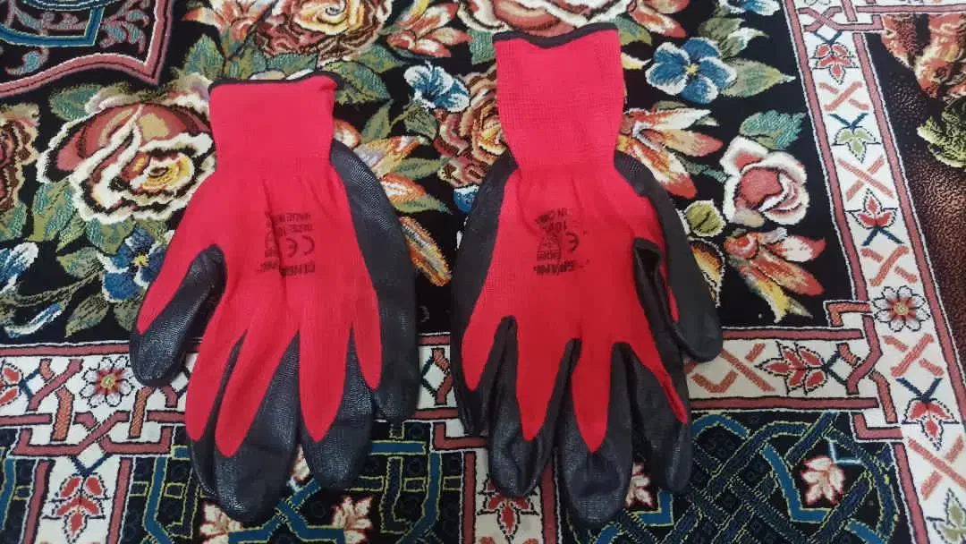 دستکش کار|ابزارآلات|گلبهار, شهر جدید گلبهار|دیوار