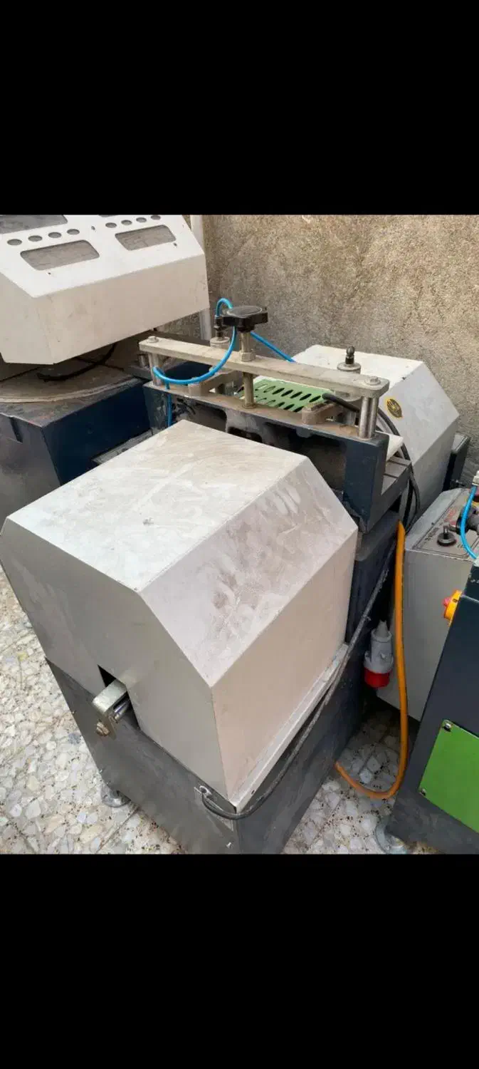 دستگاه یوپی وی سی وآلومینیوم ۵تیکه|ماشینآلات صنعتی|آمل, |دیوار