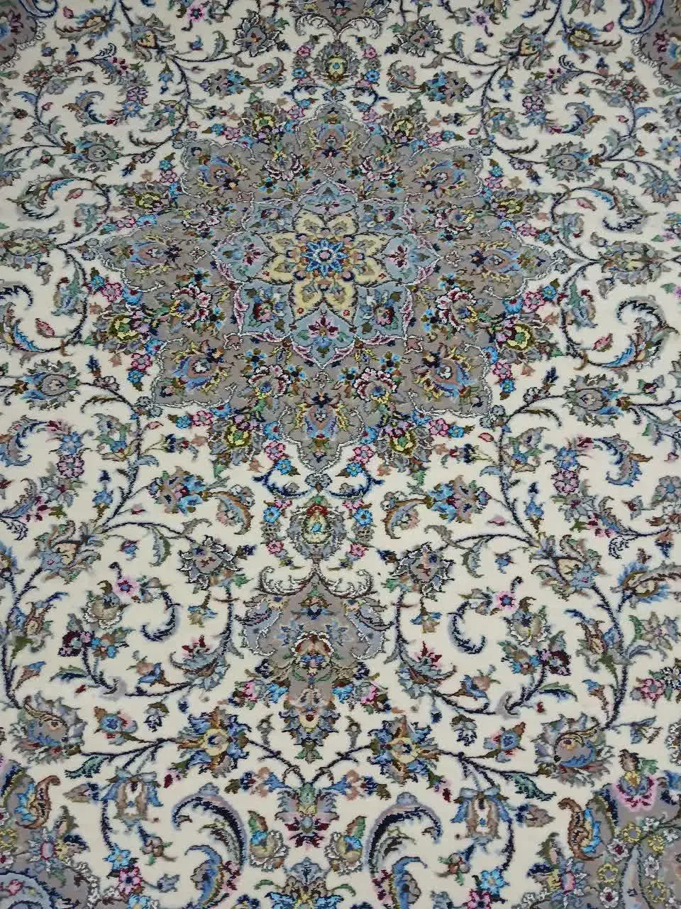 قالی دستبافت|فرش|آران و بیدگل, |دیوار