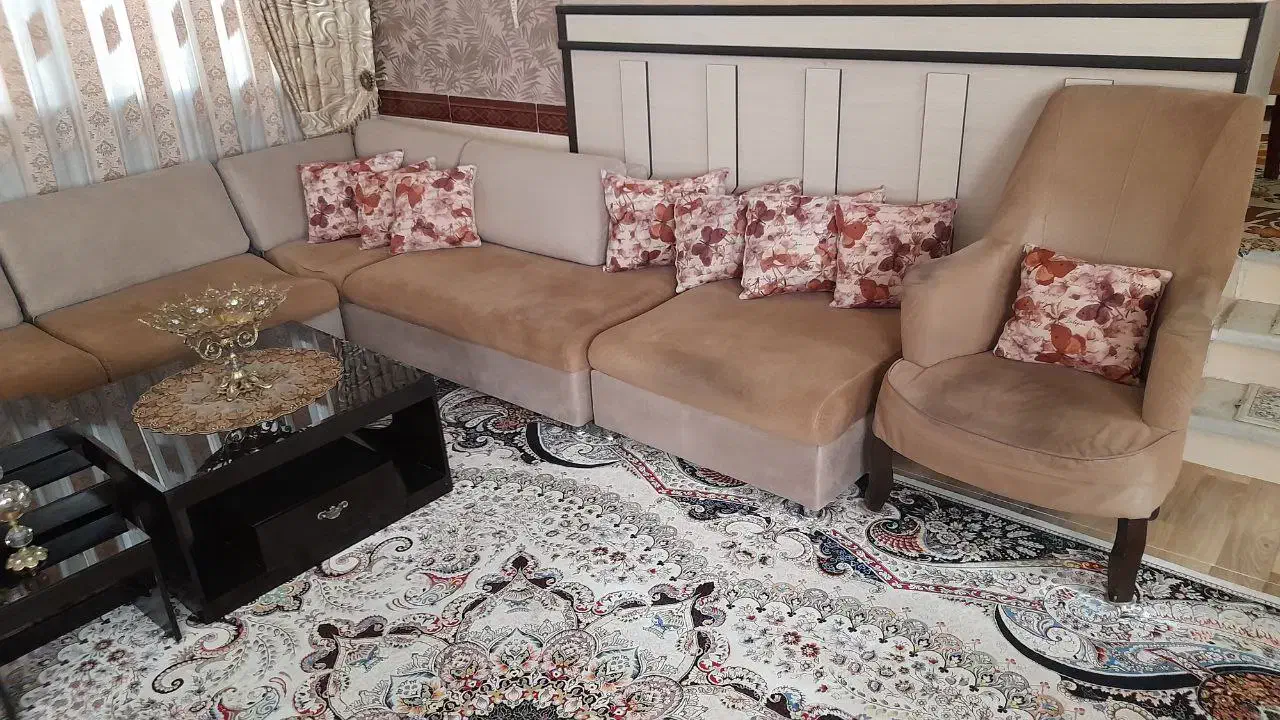 مبل ال ۹ نفره|مبلمان خانگی و میز عسلی|صحنه, |دیوار