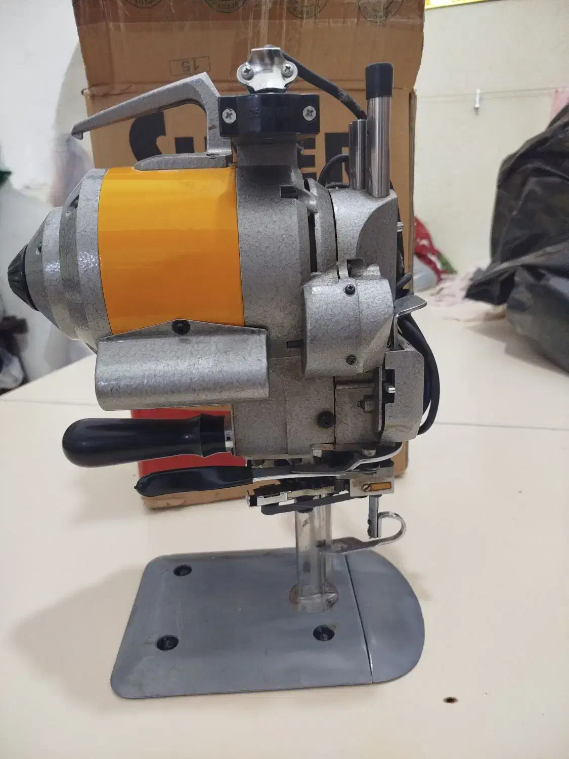 قیچی برقی سایز 5 مارک سان سیر|چرخ خیاطی و ریسندگی|قم, لبچال|دیوار