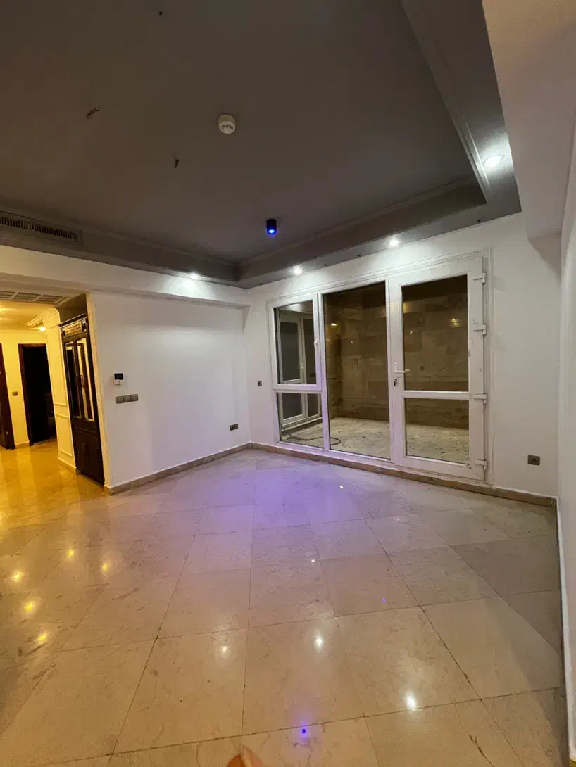 ۲۰۰ متر، فول، کامرانیه