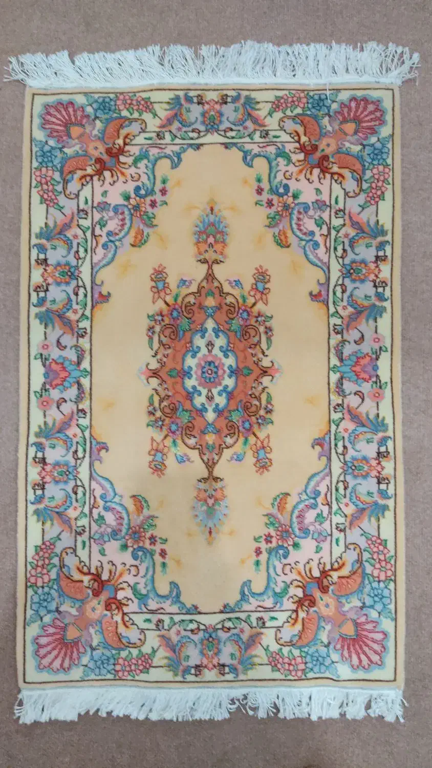 قالیچه دست بافت|فرش|تهران, شکوفه (عبدل آباد)|دیوار