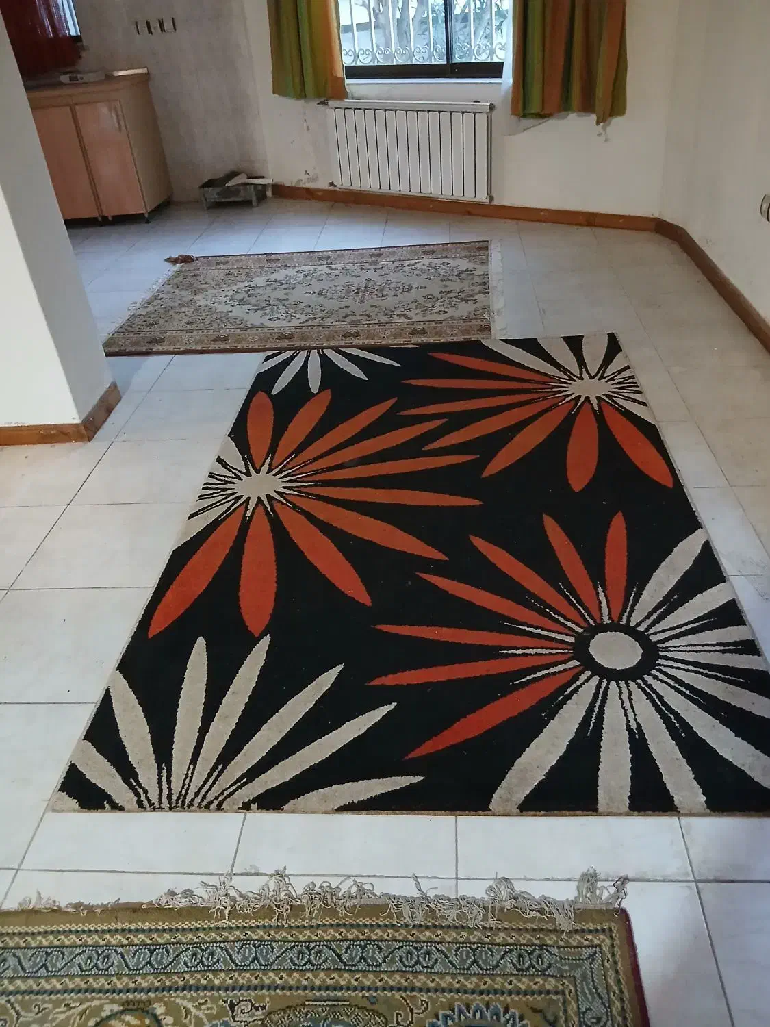 تعدادی لوازم خانگی|فرش|بابلسر, |دیوار