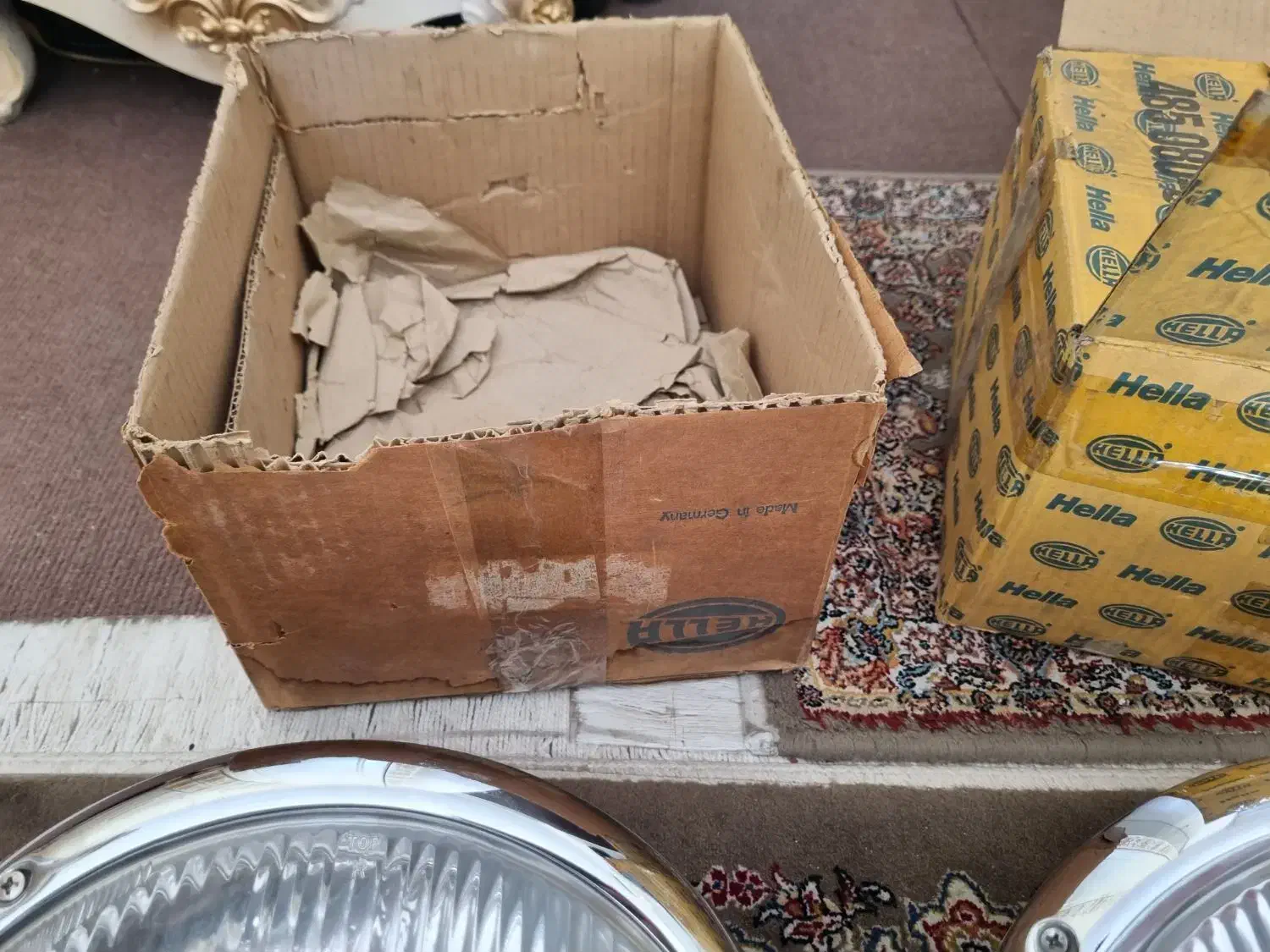 یک جفت چراغ جلو بنز ده تن آلمان اصل هلا آلمان|قطعات یدکی و لوازم جانبی|شیراز, بریجستون|دیوار