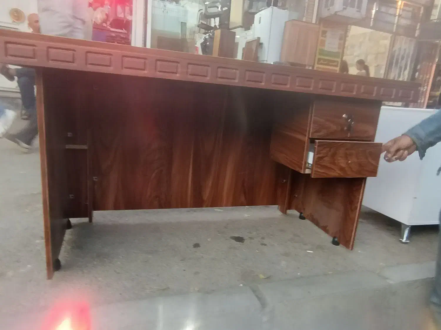 میز اداری|دفتر کار|اراک, |دیوار